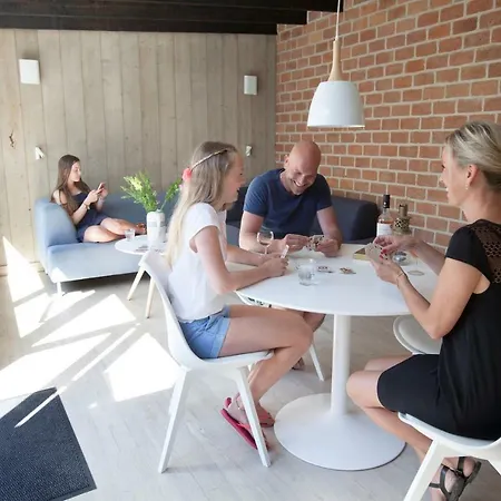 Aan Noordzee Aan Zee 4 Personen 別荘